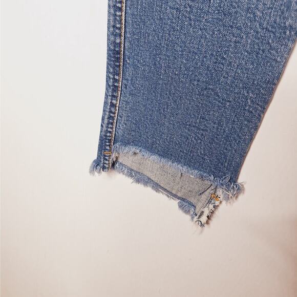 Nobody True Jean High Rise Relaxed Skinny 28 Step Up Raw Hem Fray Medium Rinse - Picture 7 of 10